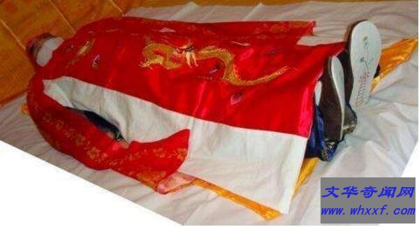 人死了为什么要盖住脸